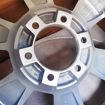 JAC T6 Pickup Truck Multi Spoke tasarımı olan orijinal alüminyum alaşımlı tekerlek aksesuarları
