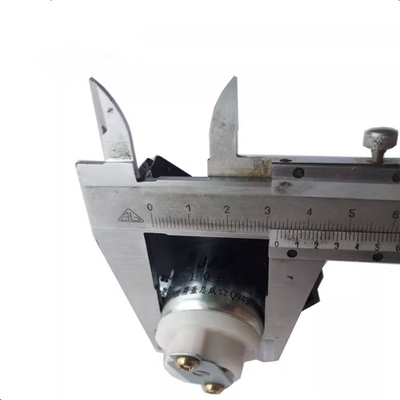 Original Plastik Jac Kamyon yedek parçaları Q943/D8304 Kamyon Yakıt Tankı Kapağı 2020 Yılı için JAC
